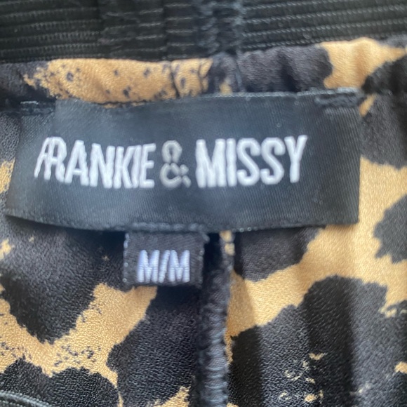 Skirt - Picture 2 of 2